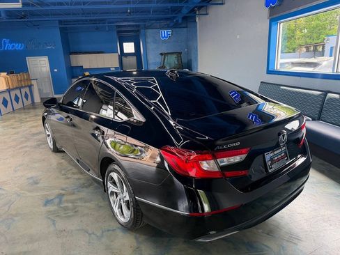 Used 2019 Honda Accord EX image 13