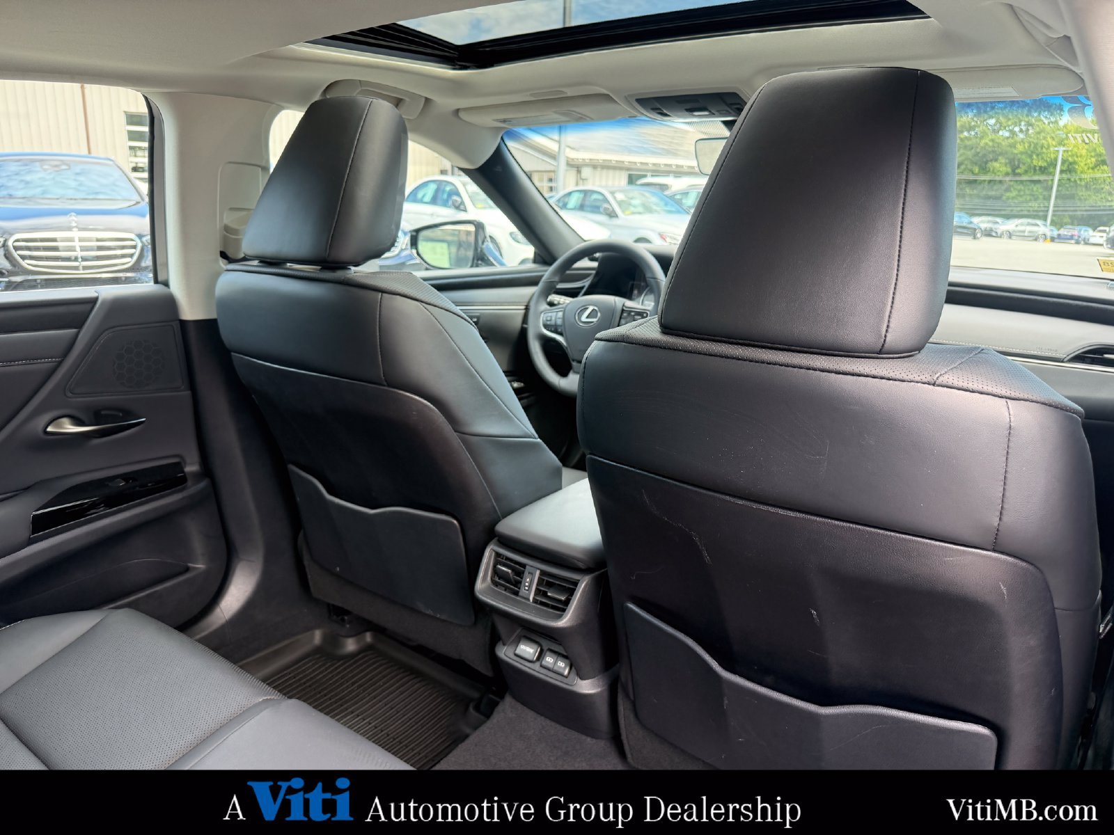 Used 2023 Lexus ES 350 w/ Premium Package FWD image 27