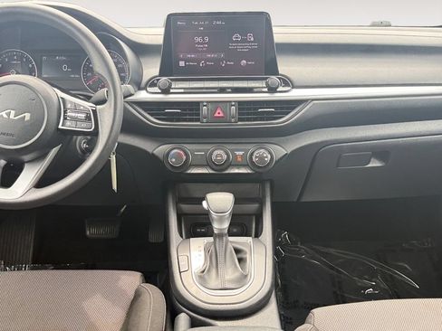 Used 2024 Kia Forte LXS FWD image 11