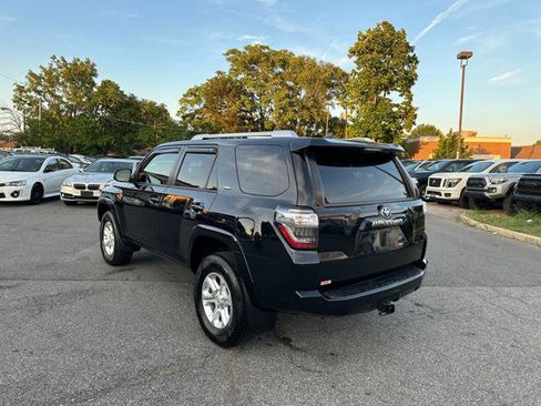 Used 2015 Toyota 4Runner SR5 AWD/4WD image 7