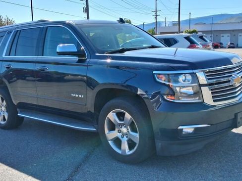 Used 2019 Chevrolet Tahoe Premier AWD/4WD image 3
