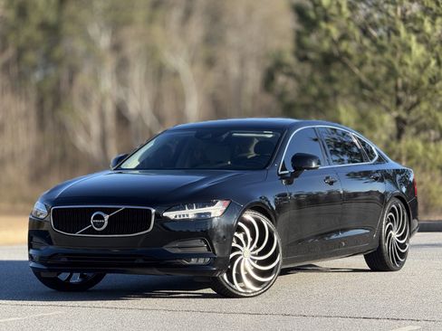Used 2018 Volvo S90 T5 Momentum w/ Convenience Package image 7