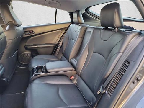 Used 2017 Toyota Prius Prime Advanced FWD image 11