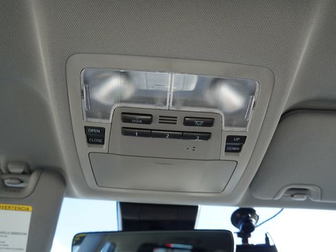 Certified 2019 Toyota Highlander Limited image 40