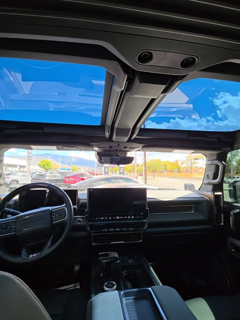 Used 2024 GMC Hummer EV 3X w/ LPO, Illumination Package AWD/4WD image 8