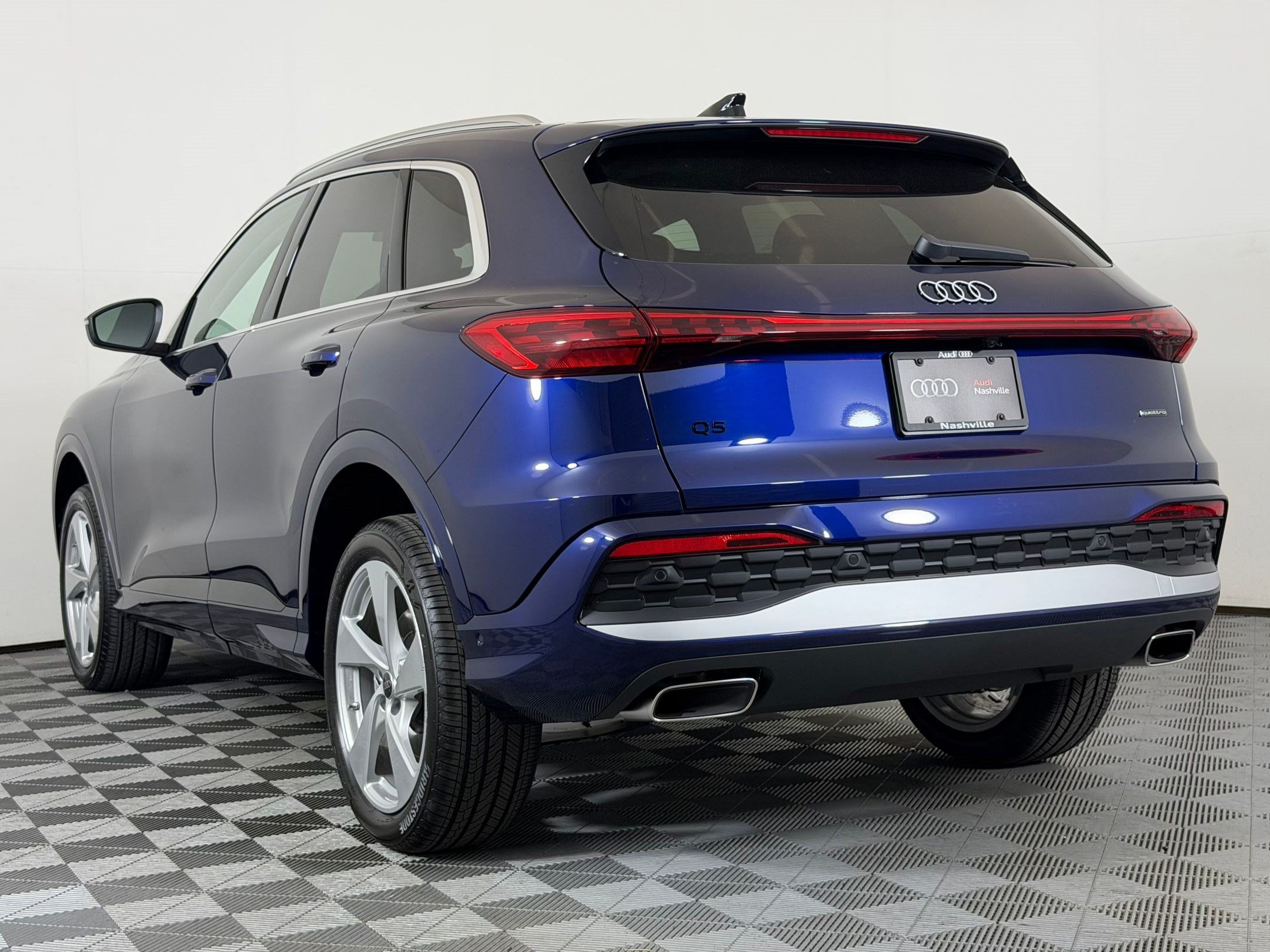 New 2026 Audi Q5 Premium Plus AWD/4WD image 3