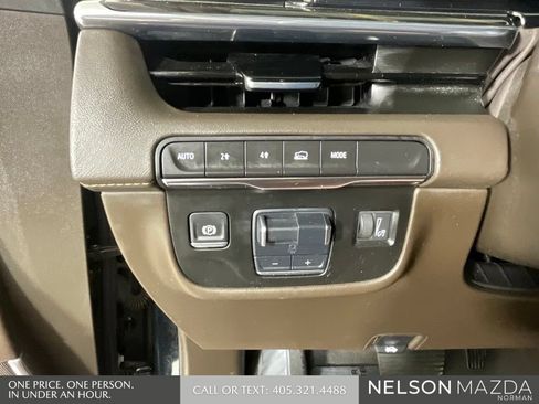 Used 2024 Cadillac Escalade ESV Sport w/ LPO, ONYX Package AWD/4WD image 44