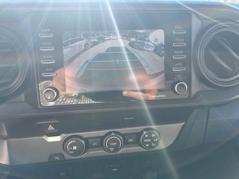 Used 2020 Toyota Tacoma SR5 image 20