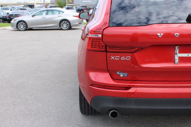Used 2018 Volvo XC60 T6 Momentum w/ Convenience Package AWD/4WD image 42