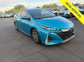 Used 2020 Toyota Prius Prime LE w/ Carpet Mat Package FWD video 1