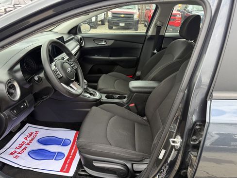 Used 2019 Kia Forte LXS image 12