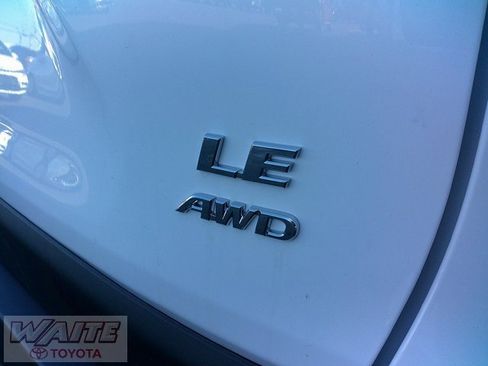 New 2025 Toyota RAV4 LE image 7