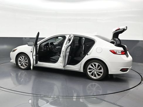Used 2018 Acura ILX FWD image 28