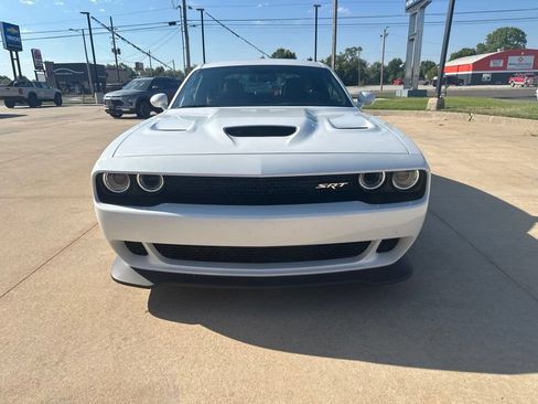Used 2015 Dodge Challenger SRT Hellcat RWD image 27