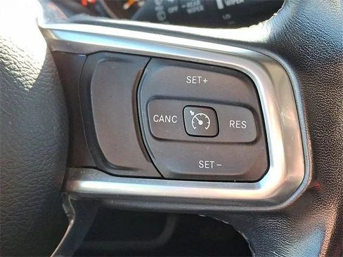 Certified 2020 Jeep Wrangler Unlimited Sahara image 21