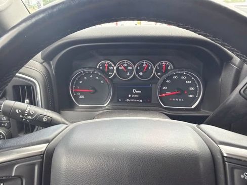 Used 2021 Chevrolet Silverado 1500 LT Trail Boss w/ LPO, Dark Essentials Package AWD/4WD image 49