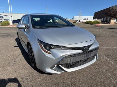 Used 2019 Toyota Corolla XSE image 1