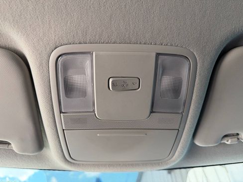 Used 2020 Kia Soul LX FWD image 20