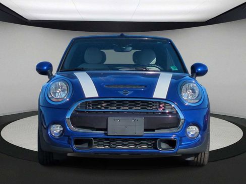 Used 2019 MINI Cooper S w/ Signature Upholstery Package image 3