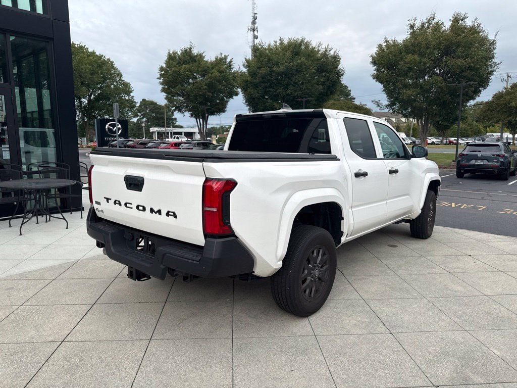 Used 2024 Toyota Tacoma SR w/ SR Upgrade Package AWD/4WD image 6