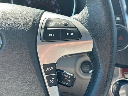 Used 2013 Toyota Highlander Limited AWD/4WD image 22