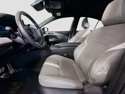 Used 2025 Toyota Camry SE w/ Multimedia Upgrade Package FWD image 22