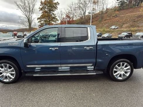 Used 2024 Chevrolet Silverado 1500 High Country w/ High Country Premium Package image 6