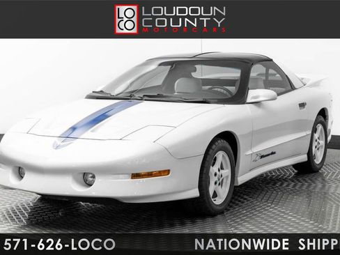Used 1994 Pontiac Firebird Trans Am GT RWD image 1