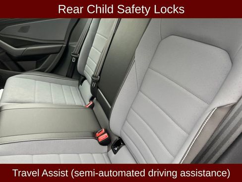 Used 2026 Volkswagen Jetta SE FWD image 22