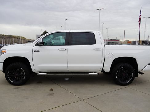 Used 2019 Toyota Tundra Platinum image 5