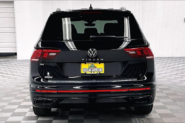 Used 2022 Volkswagen Tiguan SE R-Line FWD image 4