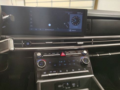 Used 2024 Hyundai Santa Fe XRT image 6