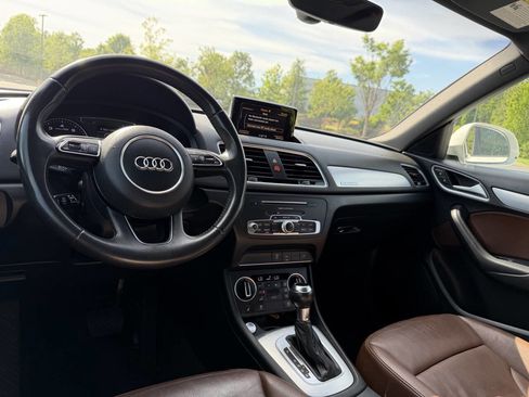Used 2018 Audi Q3 2.0T Premium AWD/4WD image 21