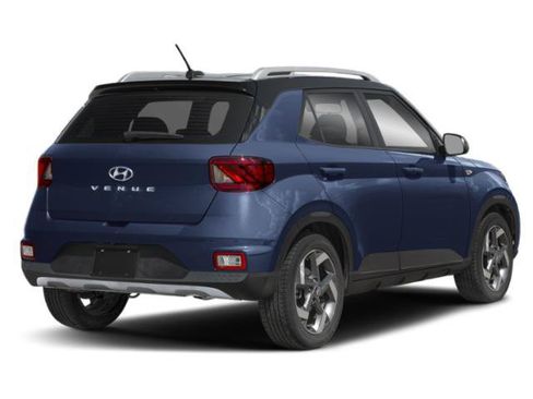Used 2024 Hyundai Venue Limited FWD image 2