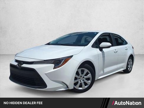 Certified 2024 Toyota Corolla LE FWD image 1