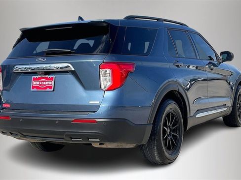 Used 2020 Ford Explorer XLT image 5