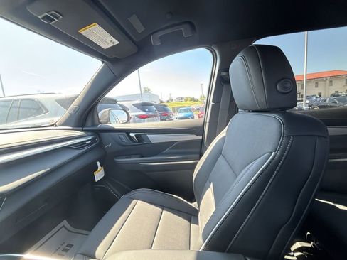 New 2026 Buick Enclave Preferred w/ Power Package FWD image 11