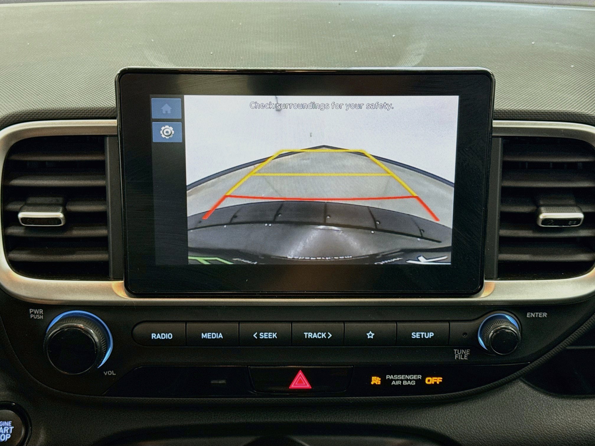 Used 2025 Hyundai Venue SEL FWD image 22