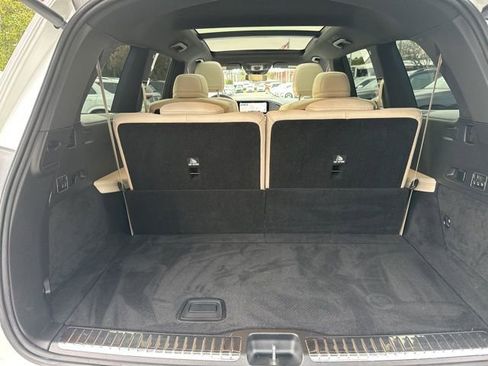 Used 2025 Mercedes-Benz GLS 450 4MATIC image 29