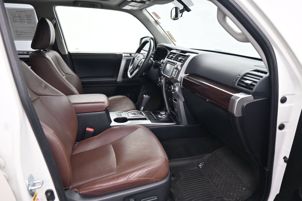 Used 2017 Toyota 4Runner Limited AWD/4WD image 12