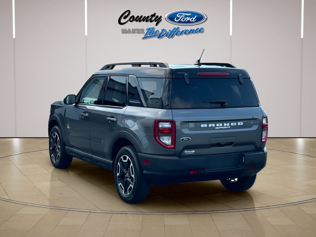 Used 2024 Ford Bronco Sport Outer Banks w/ Tech Package AWD/4WD image 24