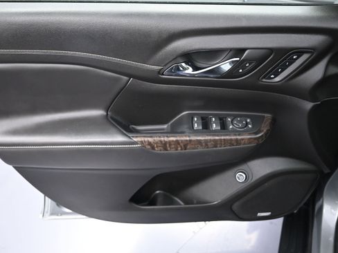 Certified 2023 GMC Acadia Denali w/ Denali Ultimate Package image 22