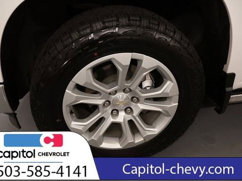 Used 2022 Chevrolet Silverado 1500 LTZ image 9