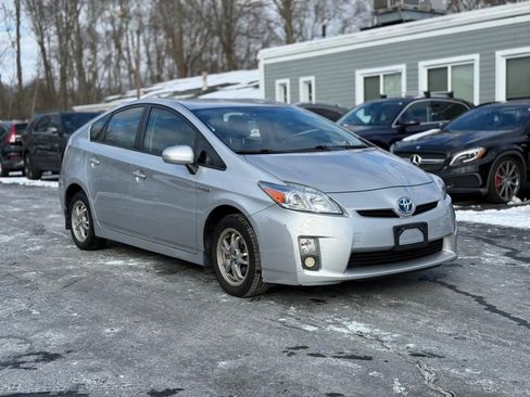 Used 2011 Toyota Prius Two image 3