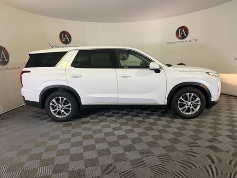 Used 2020 Hyundai Palisade SE image 11