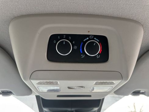 Used 2022 Ford Transit 350 XLT image 50