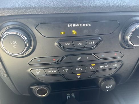 Used 2022 Ford Ranger XLT image 16