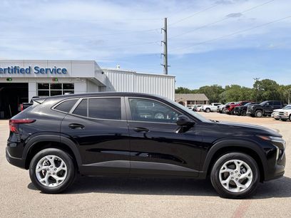 New 2026 Chevrolet Trax LS w/ LS Convenience Package