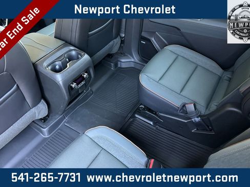New 2026 GMC Acadia AT4 w/ LPO, Floor Liner Package image 10