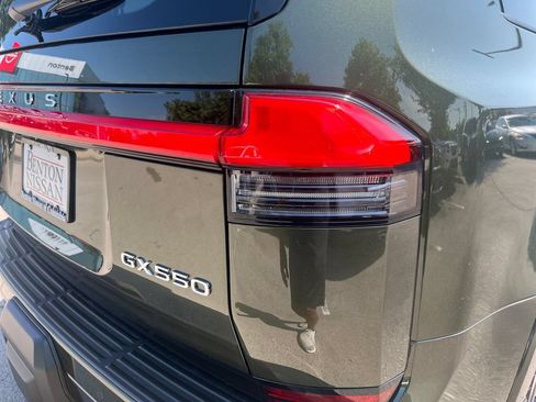 Used 2026 Lexus GX 550 w/ Cold Area Package AWD/4WD image 41